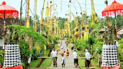Desa Penglipuran: Menyelami Budaya dan Alam Bali yang Otentik