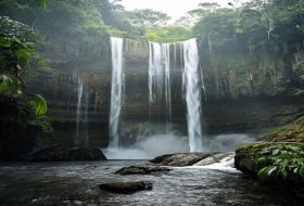 Bosan Sama Kota? Ini 5 Surga Air Terjun Lumajang yang Bikin Lupa Diri!