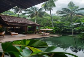 Lupakan Jauh-Jauh Urusan Kantor: 5 Destinasi Staycation Indonesia yang Bikin Pikiran Fresh Seketika