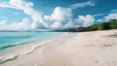 Pantai Cantik di Jawa Timur dengan Pasir Putih Bersih — Bukan Bali! 5 Pantai Pasir Putih Jawa Timur Ini Bikin Kamu Lupa Daratan